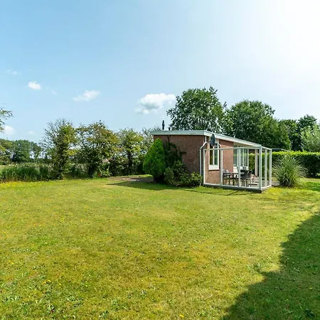 Near Bulb Fields With Garden * Sint Maartensvlotbrug