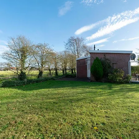 Feriehus Near Bulb Fields With Garden *